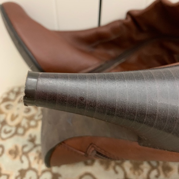 Knee high boots - Picture 6 of 7